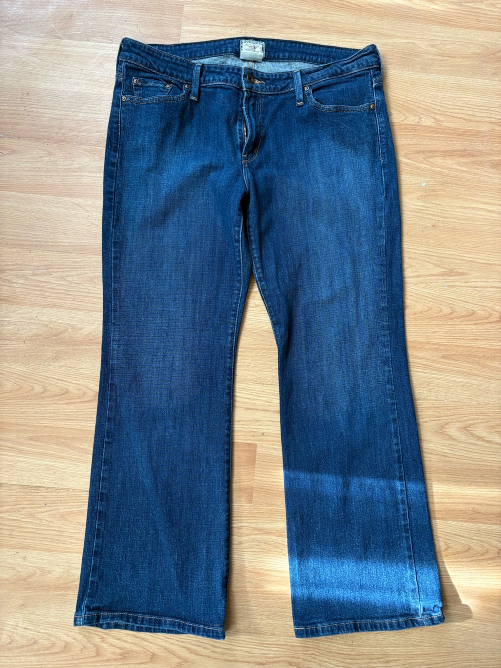 Levi's Dark Blue Flare Jeans 545 sz16